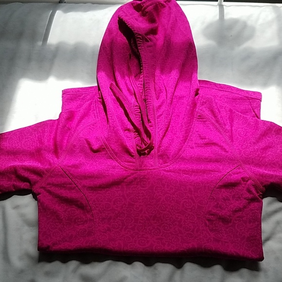 Marmot floral pattern drawstring hoodie - Picture 3 of 3